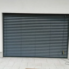 Montáž venkovních motorických žaluzií, RD Litovel